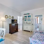 Apartmán Mare, 2 Camere, 2 Bagni E Posto Auto, A 50 M Dal Mare! By Alfareal