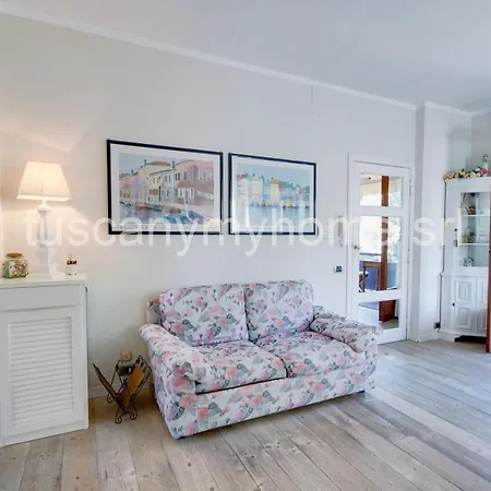 Apartment Mare, 2 Camere, 2 Bagni E Posto Auto, A 50 M Dal Mare! By Alfareal