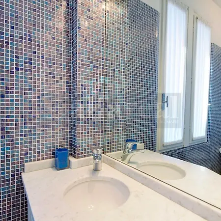 Apartment Mare, 2 Camere, 2 Bagni E Posto Auto, A 50 M Dal Mare! By Alfareal